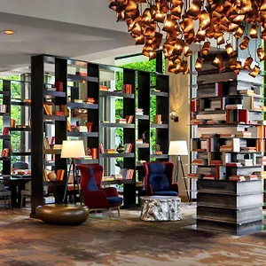 Renaissance Hotel