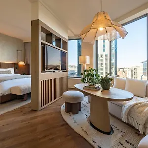1 Hotel Seattle Hotel